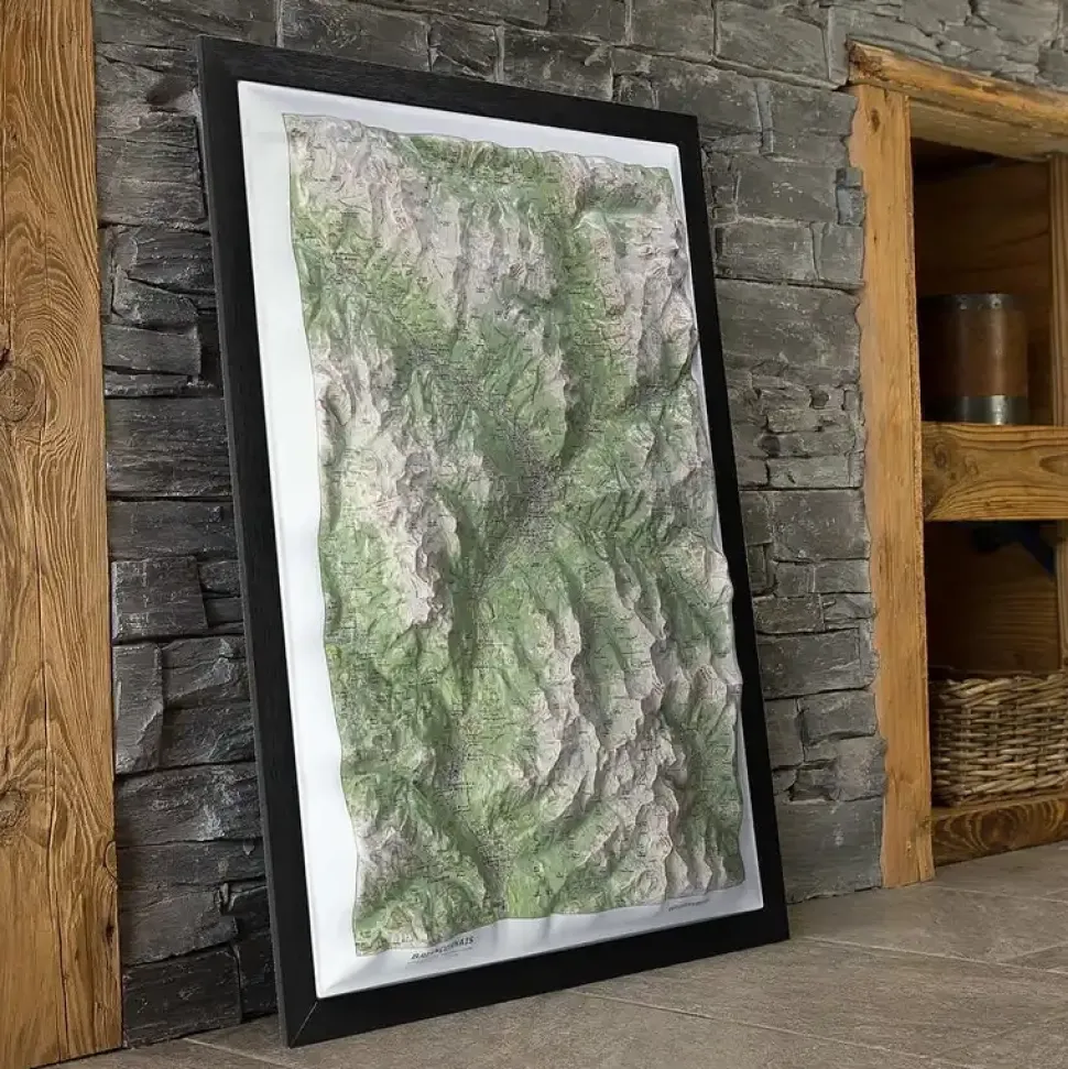 Carte En Relief Brianconnais - Equipement Outdoor | Deniveles Editions