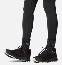 Peakfreak Hera Mid Outdry Black Femme