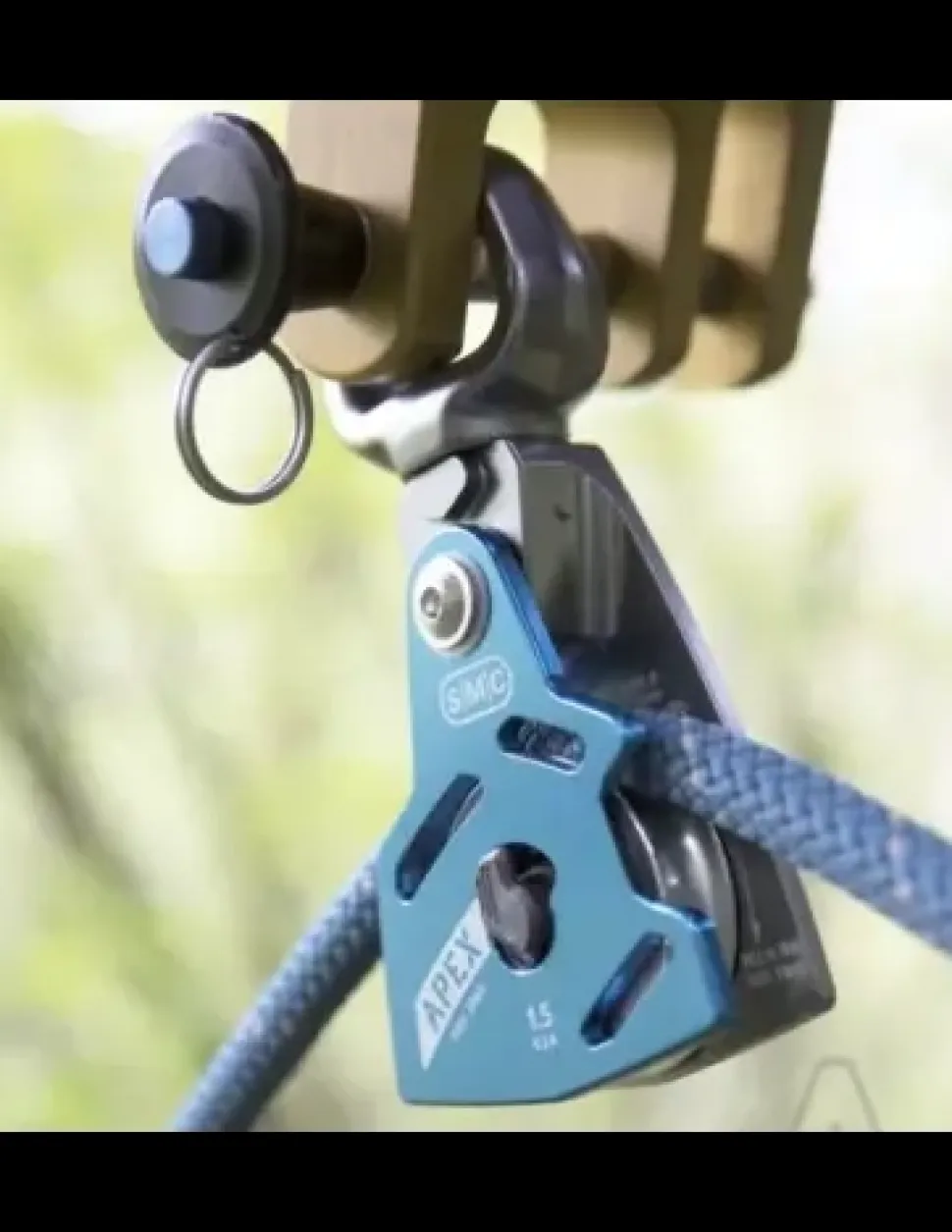 Poulie Apex Swivel 1.1 Bleue - Travaux En Hauteur | Harken